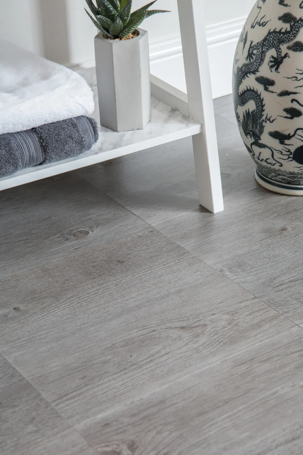 Golvplatta Grey Wood 30,5 x 30,5 cm 11-pack D-c-fix