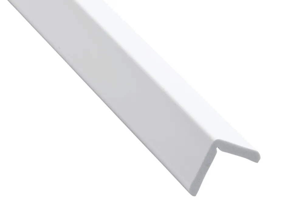 Hörnlist PVC Vit 31 x 31 mm - 2,5 m Primo