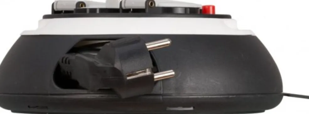 Kabelrulle 3-vägs USB IP20 Brennenstuhl