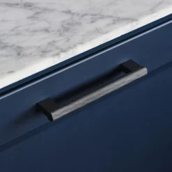 Lådhandtag Selma Svart c/c 128 mm 2-pack Habo