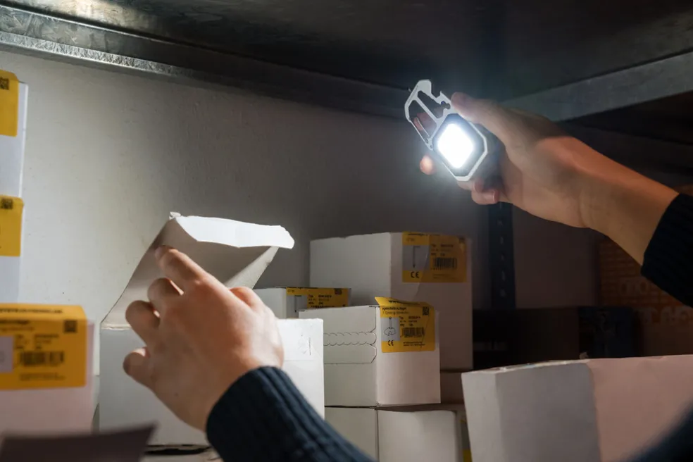 Mini LED-ficklampa Multifunktionell Brennenstuhl