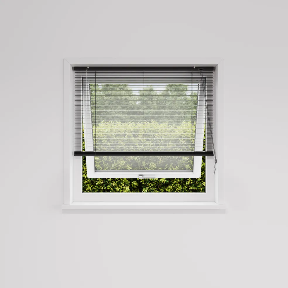 Persienn Alu Svart 140 x 130 cm