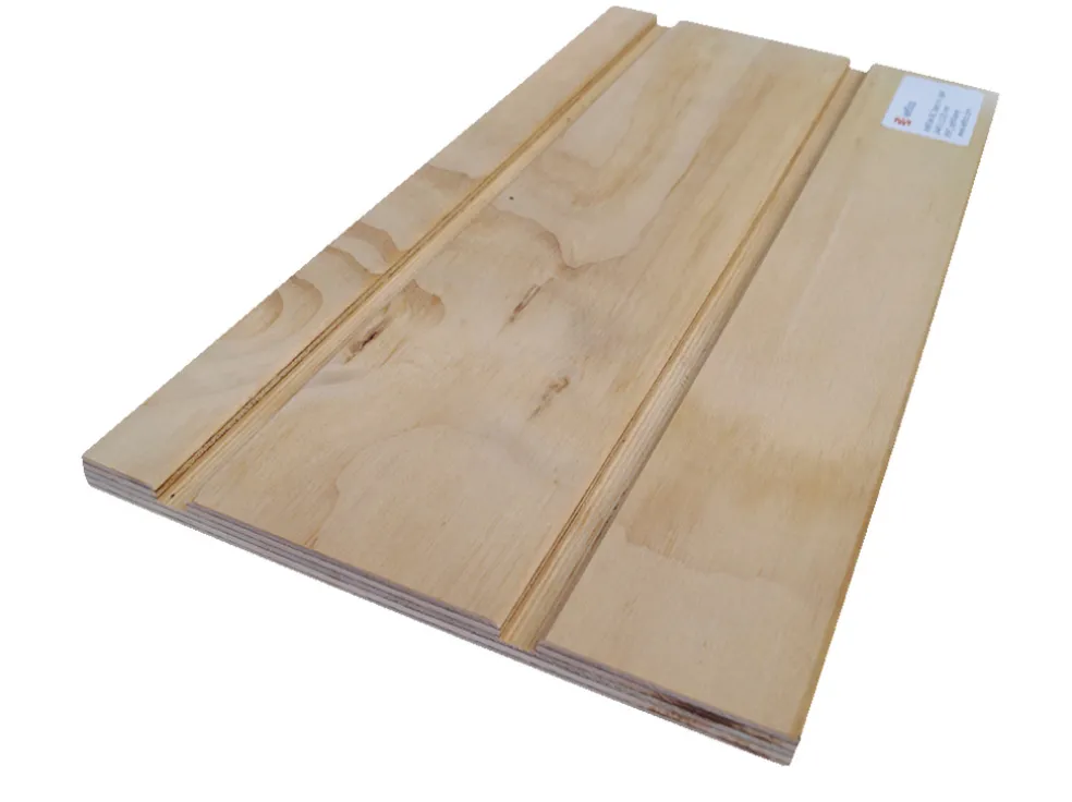 Plywood Spårad 9 x 1220 x 2440 mm Selex