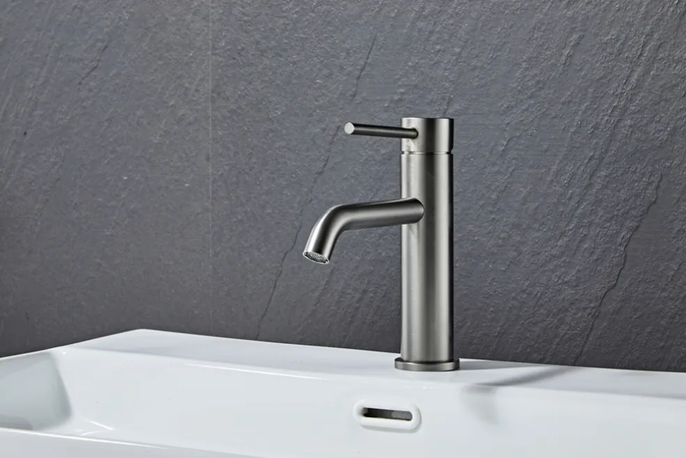 Tvättställsblandare Slim Vinkel Gunmetall 183 mm