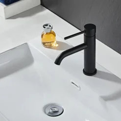 Tvättställsblandare Slim Vinkel Svart 183 mm