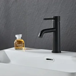 Tvättställsblandare Slim Vinkel Svart 183 mm