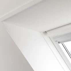 Vägglist PVC Vit 7 x 43 mm - 2,5 m Primo