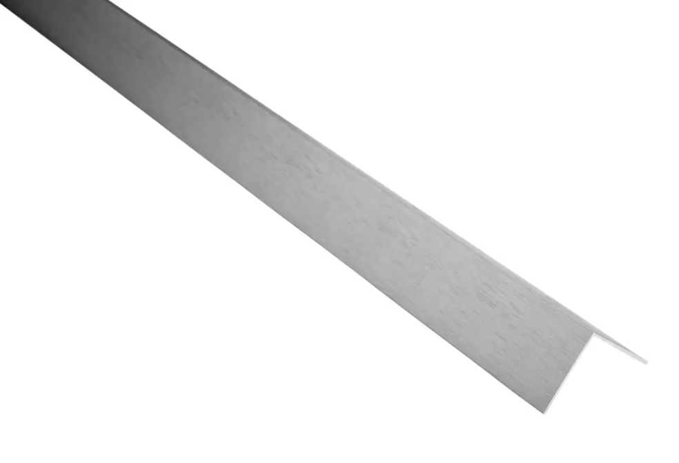 Vinkellist Alu Borstad 25 x 25 mm - 2 m